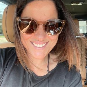 Meet your Posher, Simone